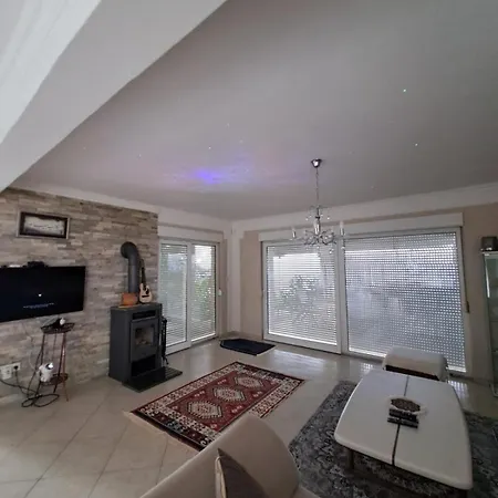 The Grand View Oasis בית נופש *