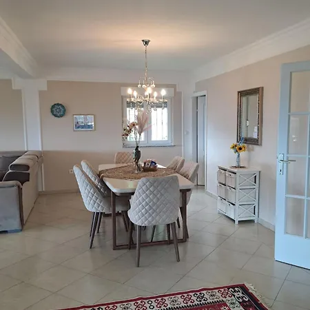 The Grand View Oasis בית נופש